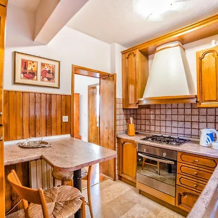 Holiday House Nada Apartmán *